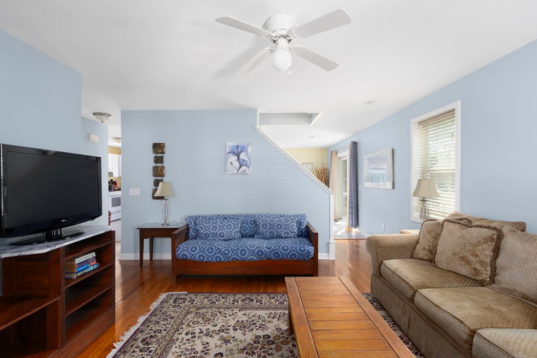 House in South Kingstown, Rhode Island, United States 4 - 18083270