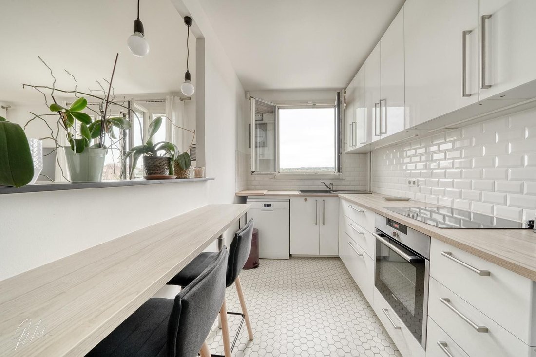 Apartment in Les Bures, Garches, France 5 - 18088200