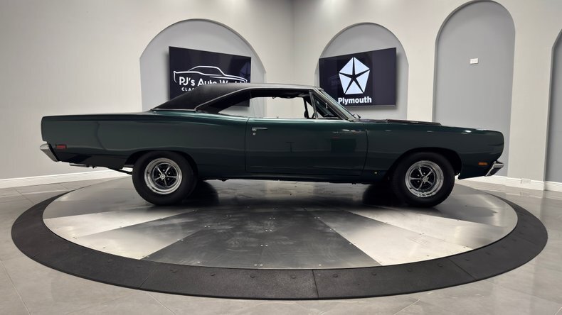 383 V8  4-Speed  Sure-Grip 8 3/4 Rear End! in Clearwater, United States 4 - 18089155
