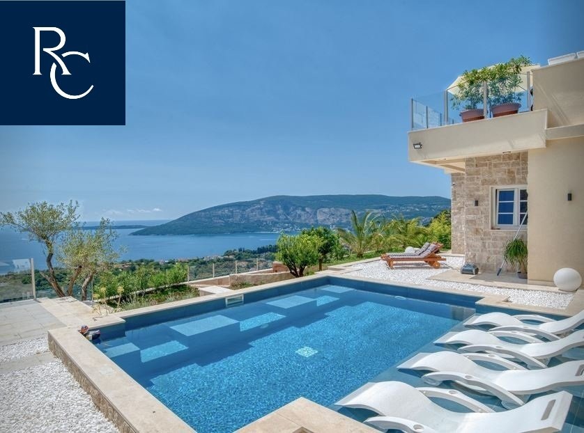 Villa in Podi, Herceg Novi Municipality, Montenegro 2 - 18080842