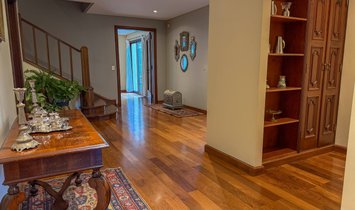 Casa en Martínez, Provincia de Buenos Aires, Argentina 1