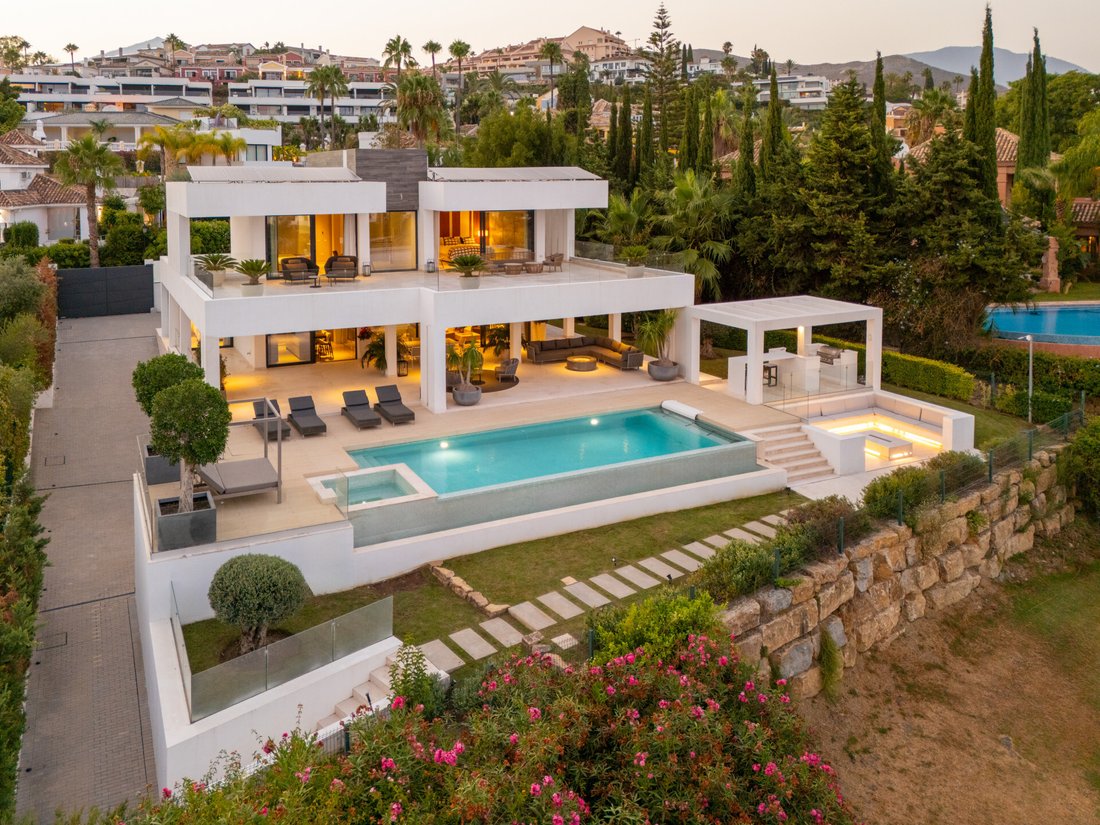 Villa in Nueva Andalucia, Marbella, Spain 2 - 16914555