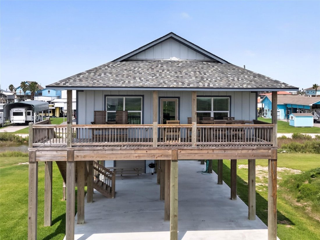 House in Bolivar Peninsula, Texas, United States 1 - 17210620