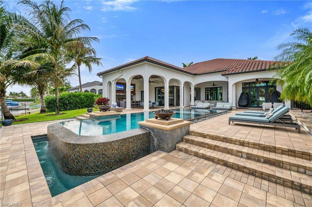 House in Miromar Lakes, Florida, United States 4 - 18088160