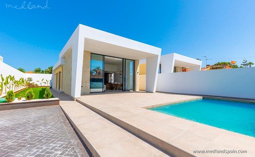 Villa in Torrevieja, Land Valencia, Spanien 1