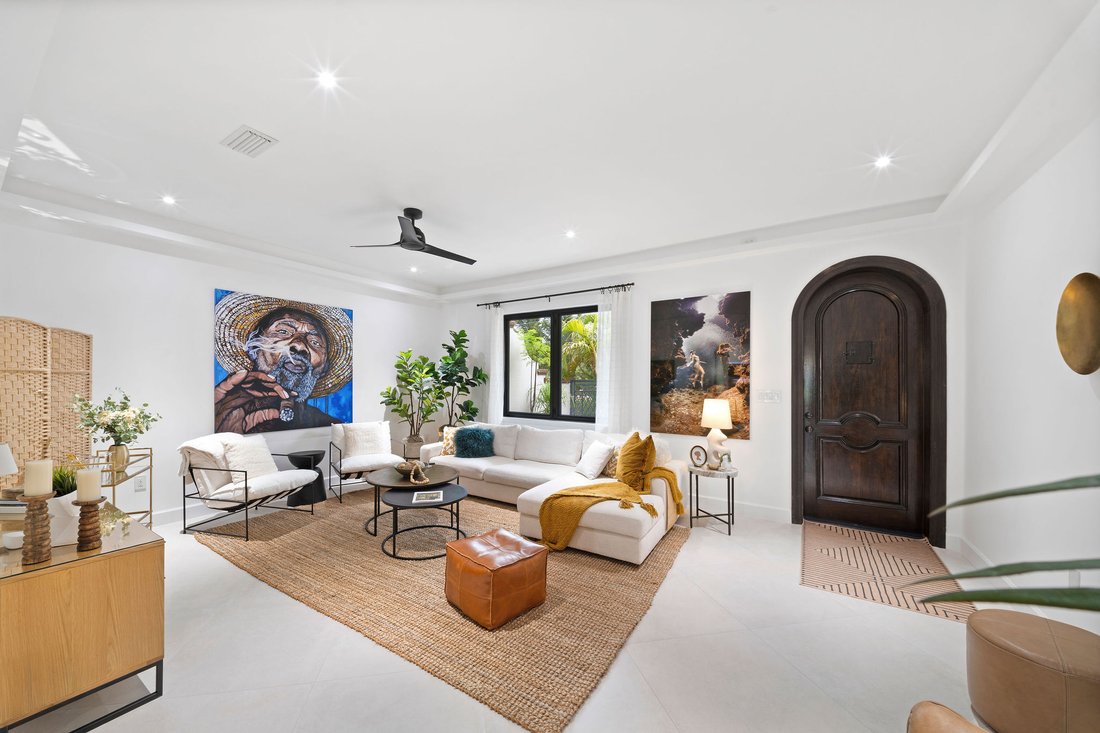 Condo in George Town, George Town, Cayman Islands 3 - 17971318