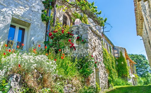 House in Chateauneuf-Miravail, Provence-Alpes-Côte d'Azur, France 1