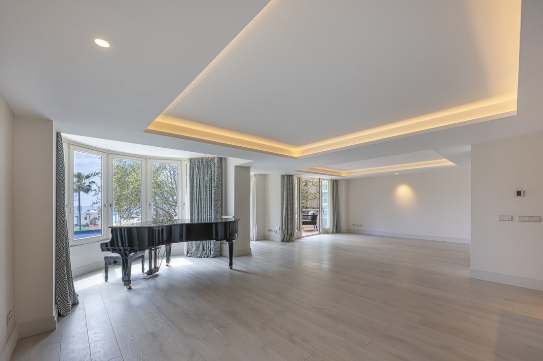 Apartment in Marbella, Andalusia, Spain 4 - 18088961