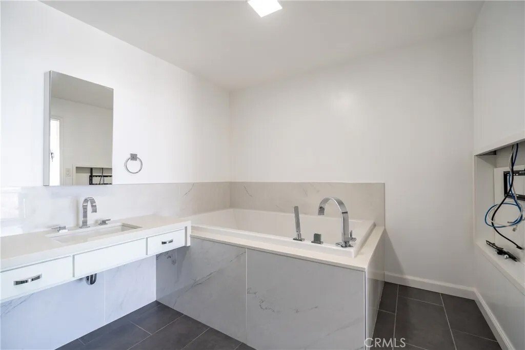 Condo in Torrance, California, United States 3 - 16524801