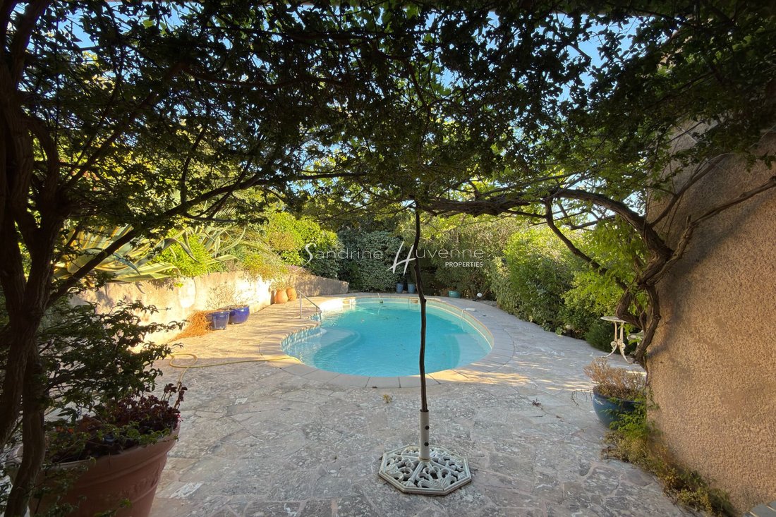 Villa in La Croix-Valmer, Provence-Alpes-Côte d'Azur, France 5 - 18089657