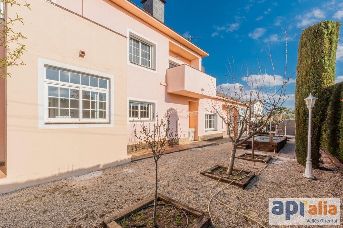 Villa in Sant Pere de Vilamajor, Catalonia, Spain 4 - 18088619