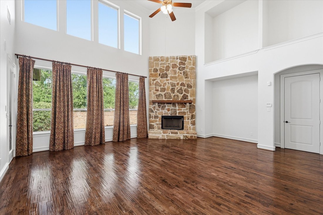 House in Keller, Texas, United States 5 - 18089282