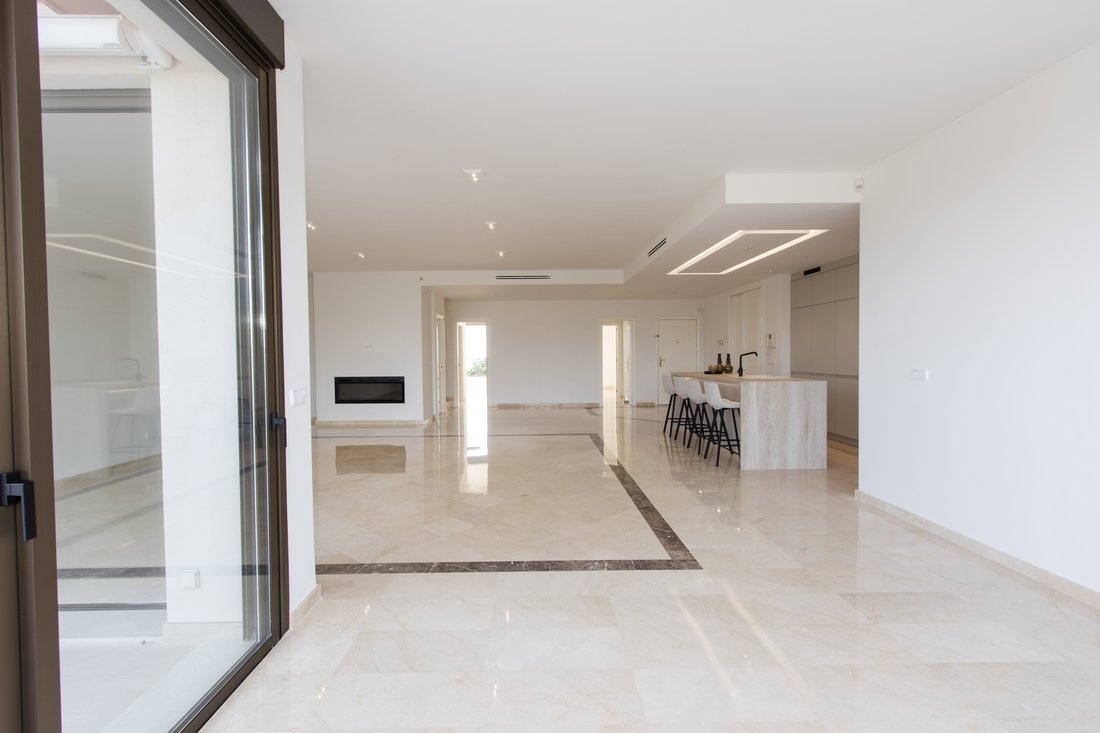 Apartment in Marbella, Andalusia, Spain 3 - 18088886