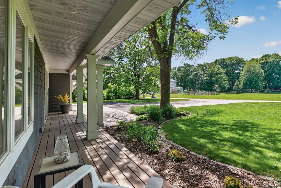 House in Chanhassen, Minnesota, United States 2 - 18089174