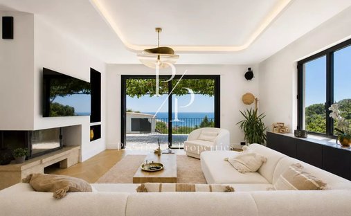 Villa in La Maure-Super Cannes, Vallauris, France 1