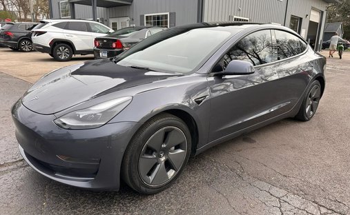 2021 Tesla Model 3 Standard Range Plus Sedan 4D in Island lake, IL, United States 1