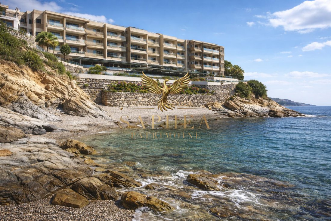 Apartment in San-Martino-di-Lota, Corsica, France 1 - 17272153