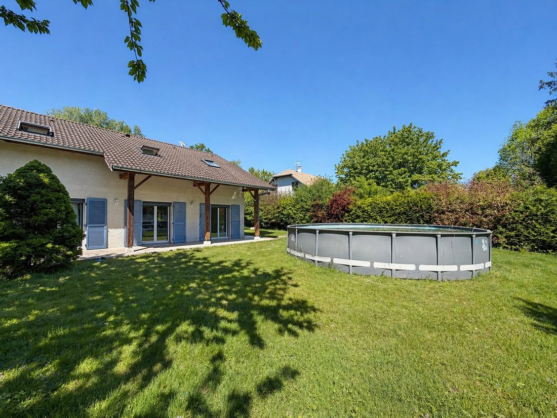 House in Échenevex, Auvergne-Rhône-Alpes, France 1 - 18088266