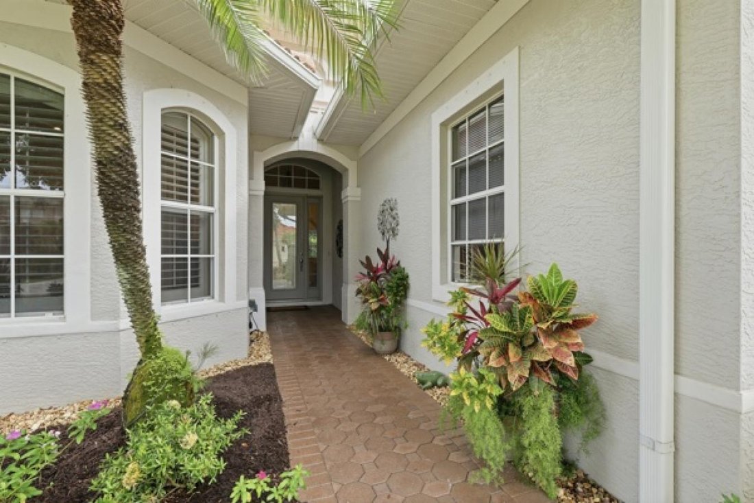 House in Naples, Florida, United States 3 - 18089790