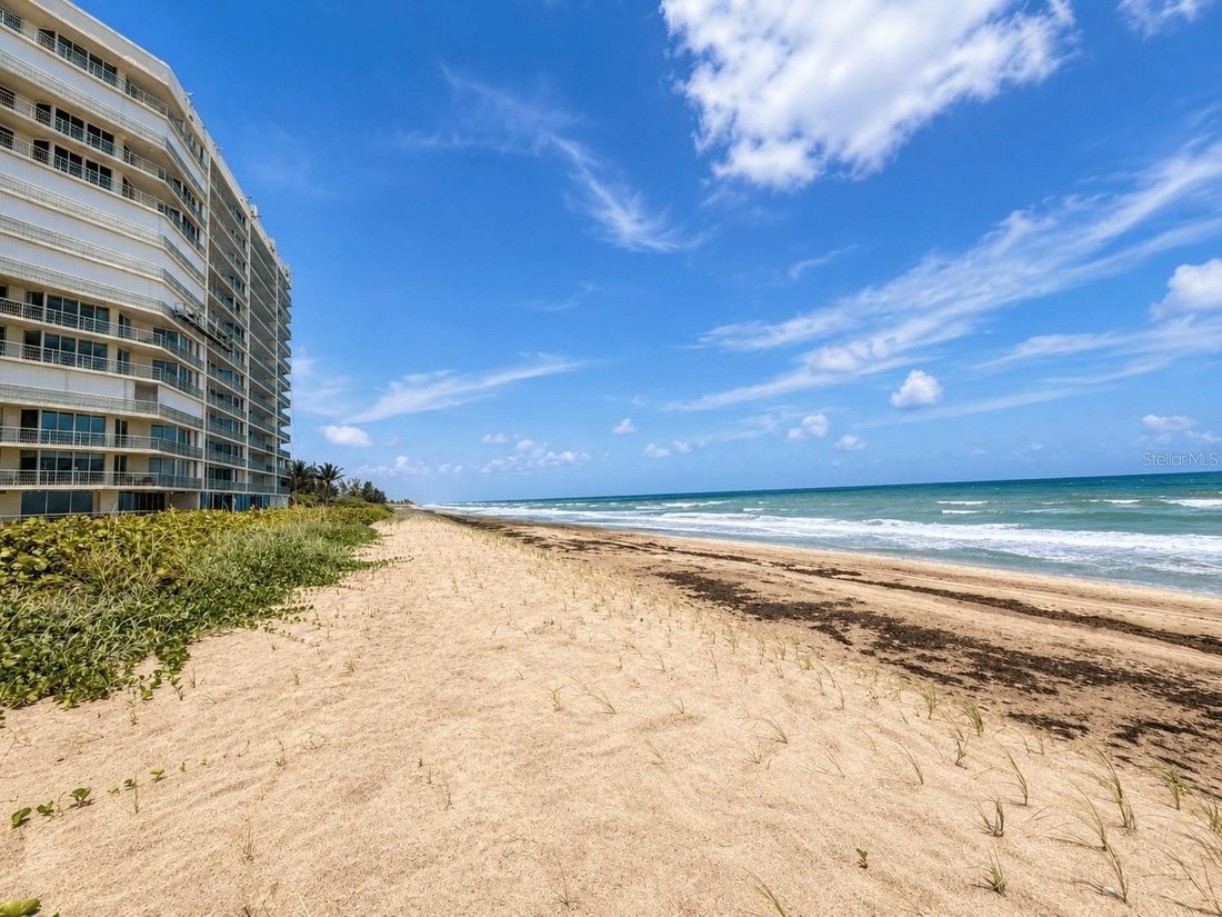 Condo in Jensen Beach, Florida, United States 3 - 18089741