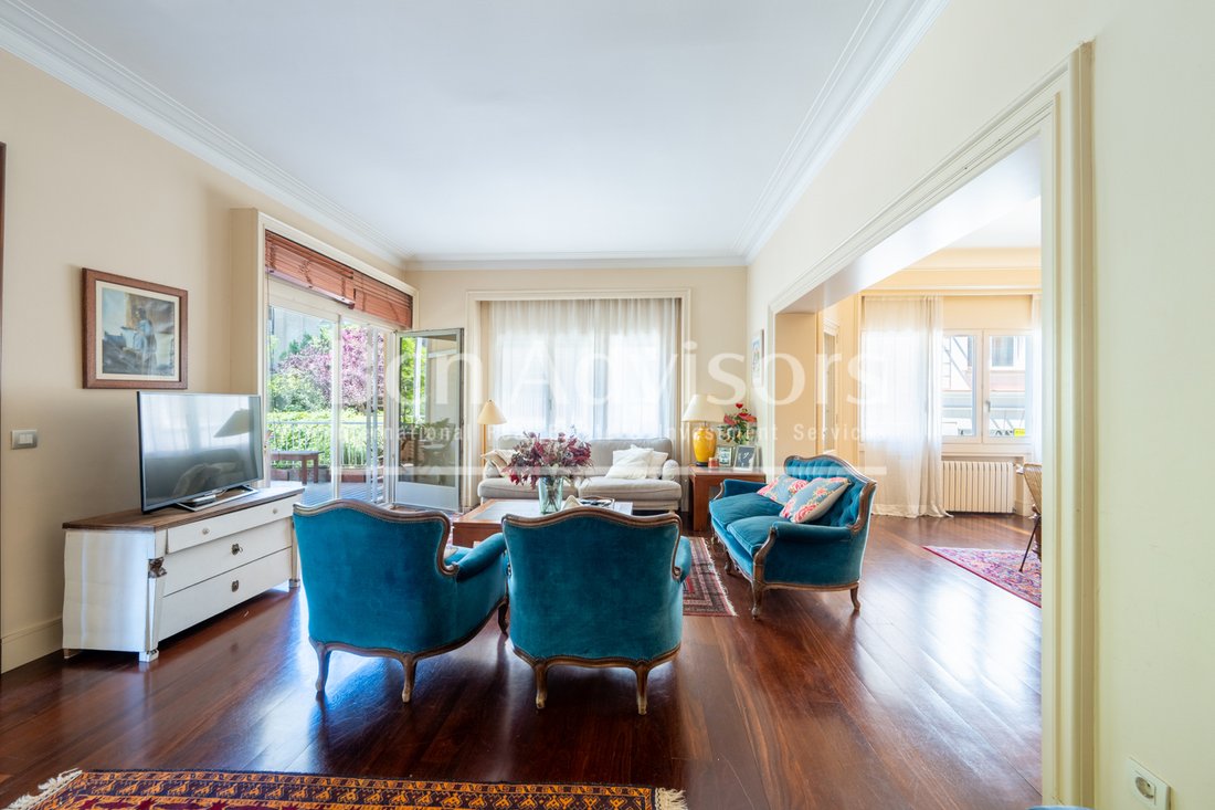 Apartment in Sarrià-Sant Gervasi, Barcelona, Spain 4 - 18087468