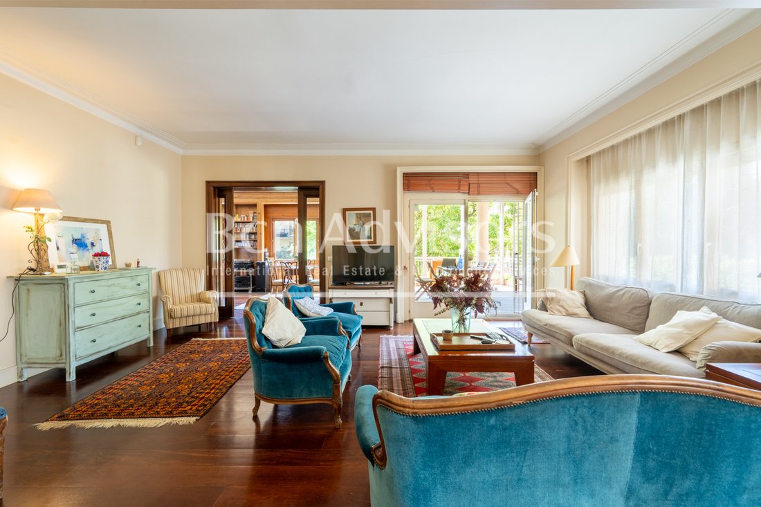 Apartment in Sarrià-Sant Gervasi, Barcelona, Spain 2 - 18087468