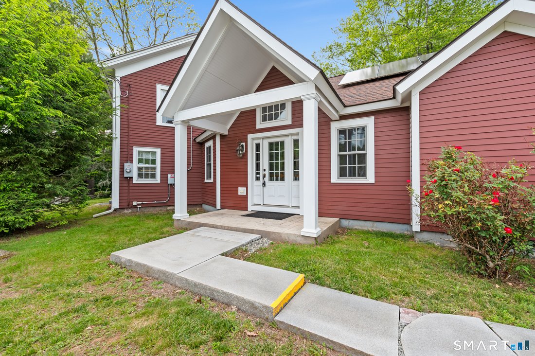 House in Glastonbury, Connecticut, United States 5 - 18087322
