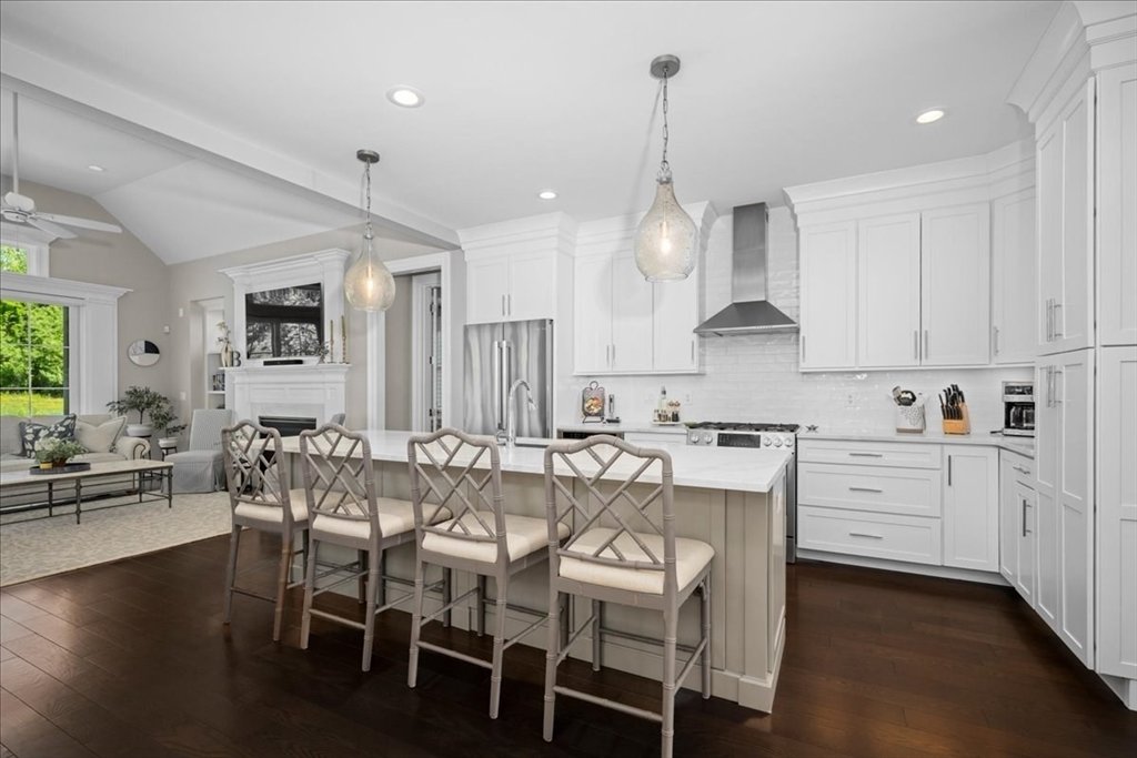 House in Framingham, Massachusetts, United States 4 - 18088012
