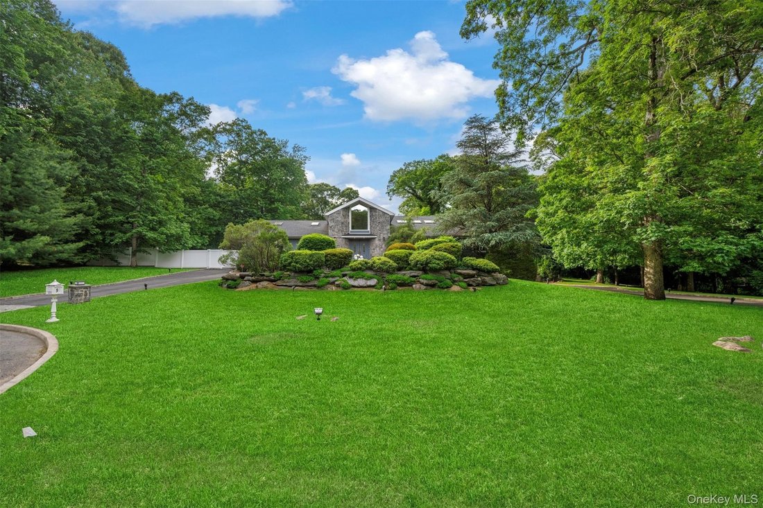 House in Syosset, New York, United States 3 - 17488946