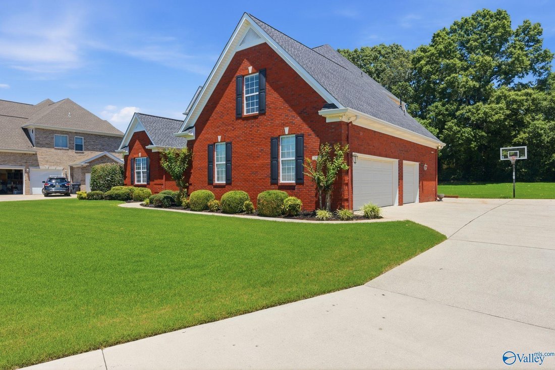 House in Decatur, Alabama, United States 3 - 18088783