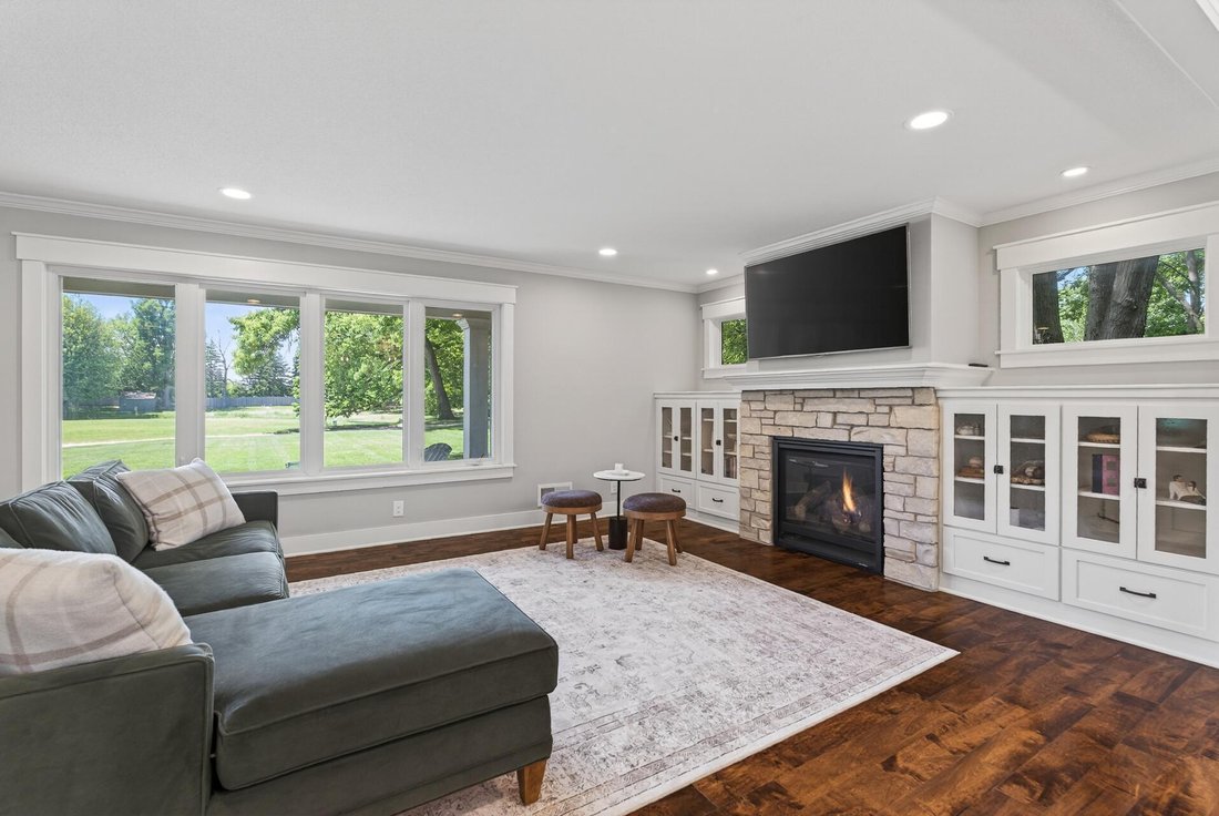House in Chanhassen, Minnesota, United States 5 - 18089174