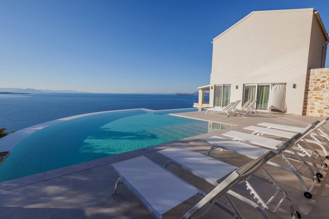 Villa in Corfu, Peloponnese, Western Greece and the Ionian, Greece 2 - 14962508