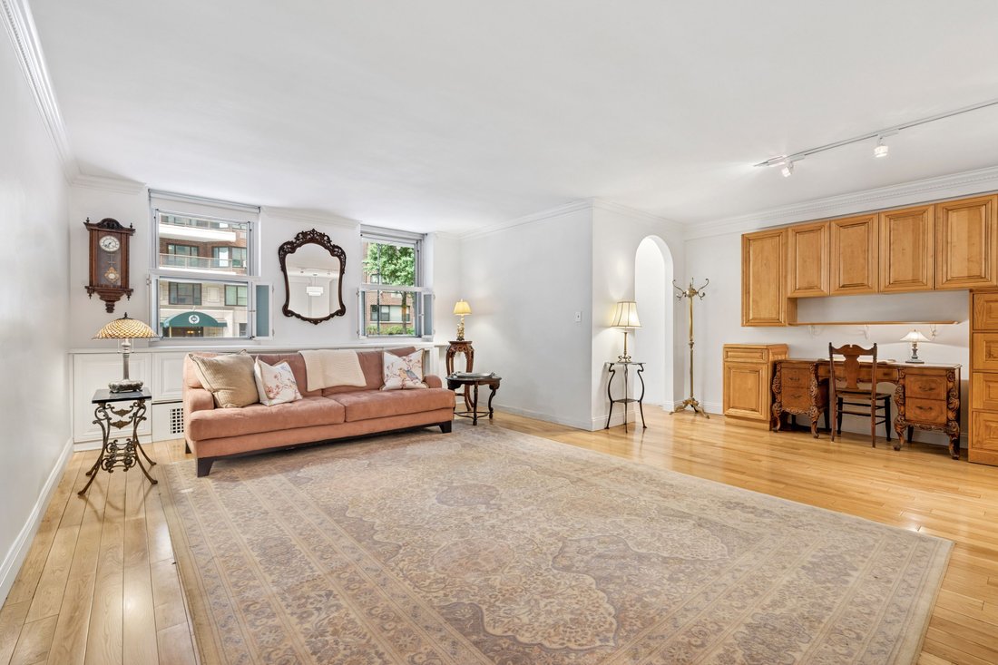 Co Op in New York, New York, United States 2 - 18089829