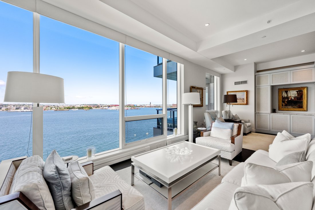 Condo in Boston, Massachusetts, United States 2 - 18089814