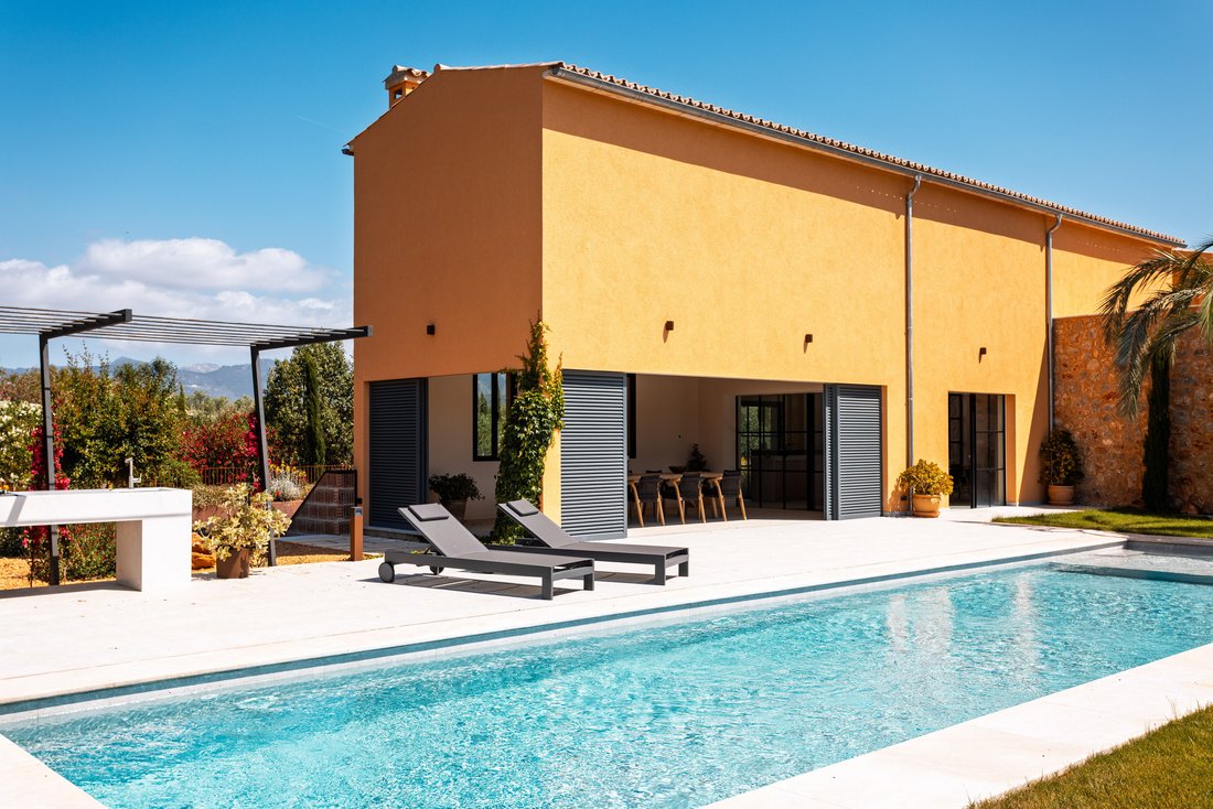 Villa in Santa Maria del Cami, Balearic Islands, Spain 3 - 18090223
