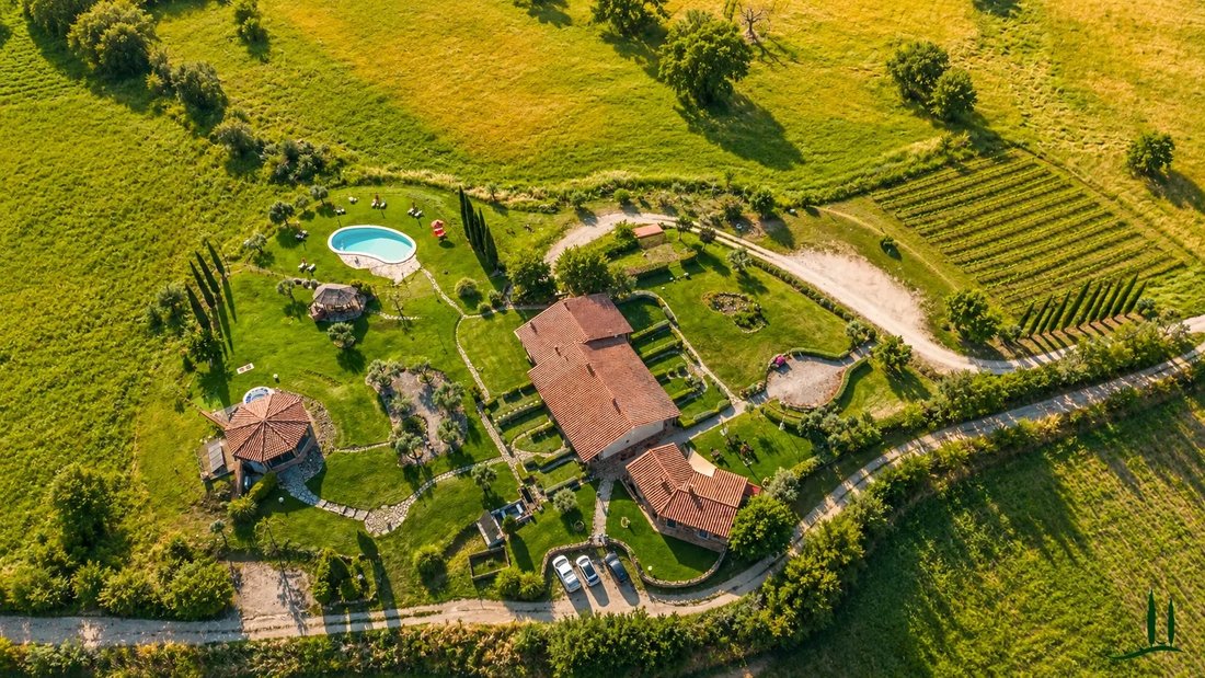 Estate in Manciano, Tuscany, Italy 1 - 17556613