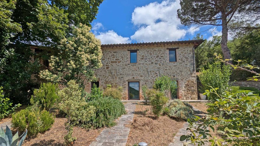 Country House in Passignano sul Trasimeno, Umbria, Italy 3 - 18090082