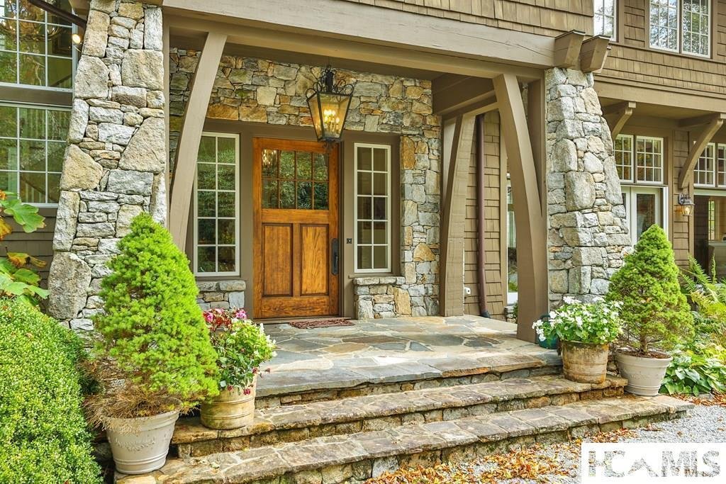 House in Highlands, North Carolina, United States 4 - 18090016