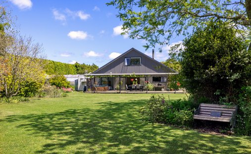Farm Ranch in Kumeu, Auckland, New Zealand 1