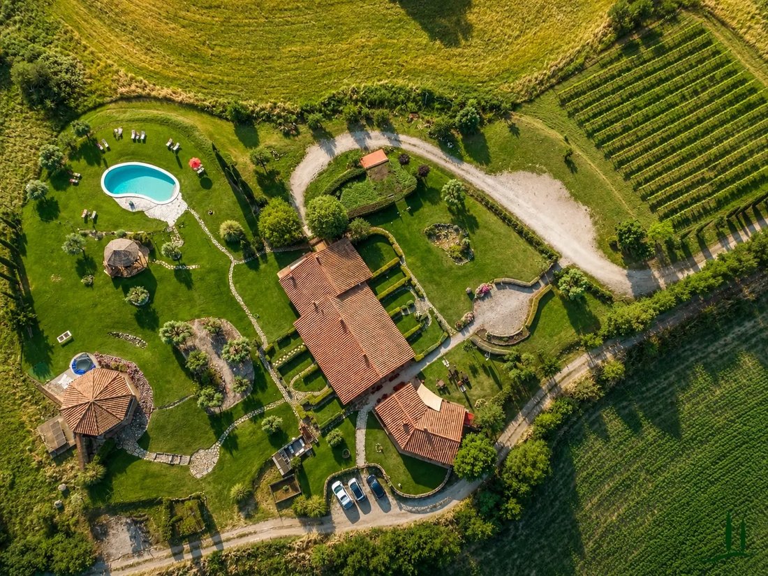 Estate in Manciano, Tuscany, Italy 2 - 17556613
