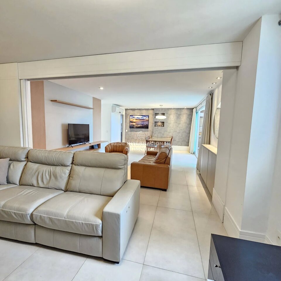 Apartment in Enseada do Suá, State of Espírito Santo, Brazil 5 - 18089867