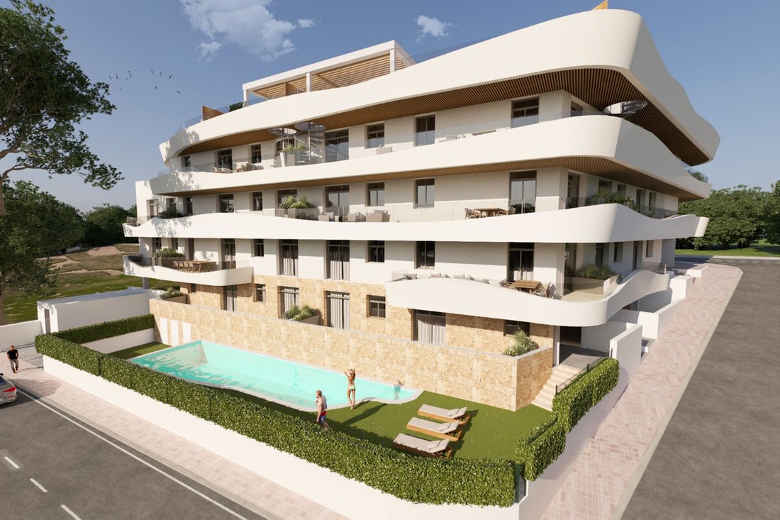 Penthouse in Estepona, Andalusia, Spain 2 - 18090942