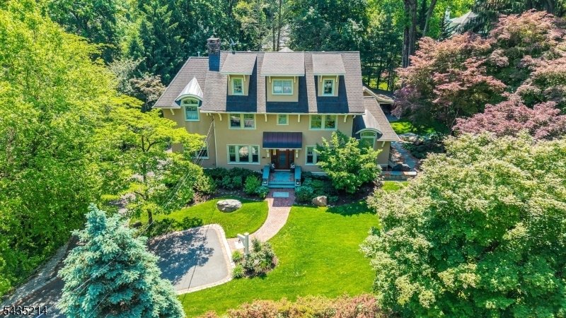 House in Mountain Lakes, New Jersey, United States 2 - 18090092