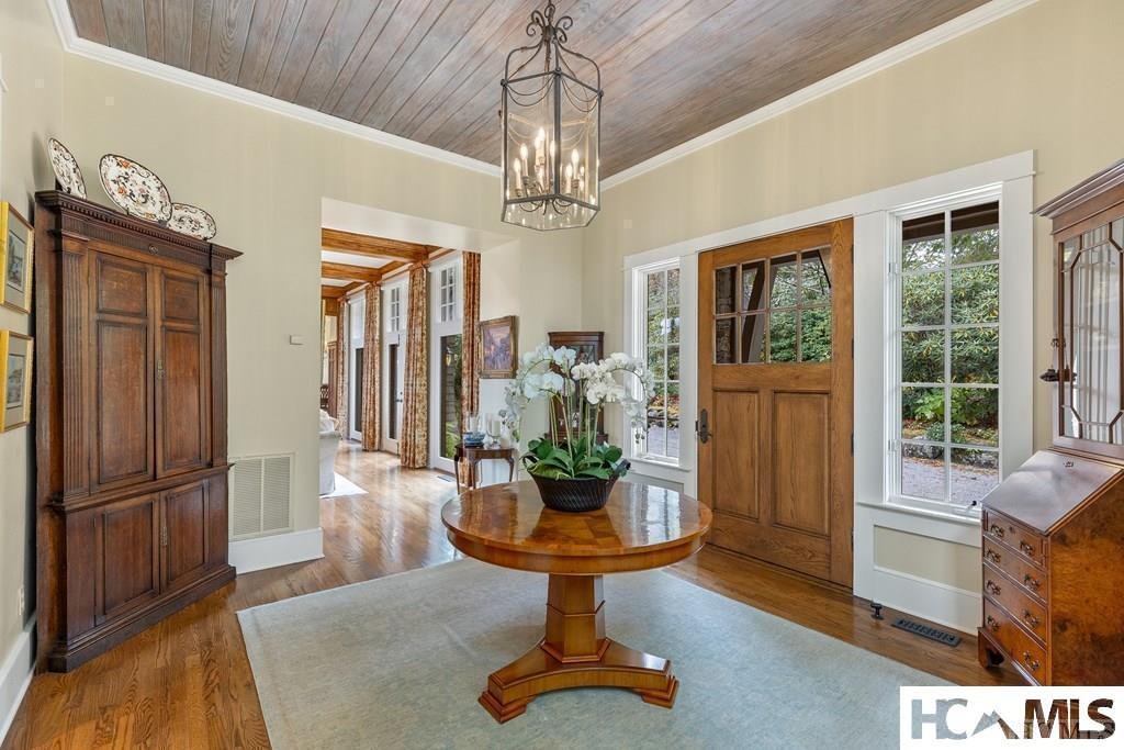 House in Highlands, North Carolina, United States 5 - 18090016