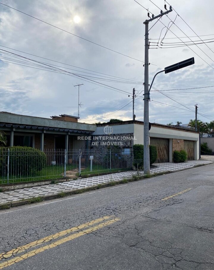 House in Confresa, State of Mato Grosso, Brazil 1 - 18090130