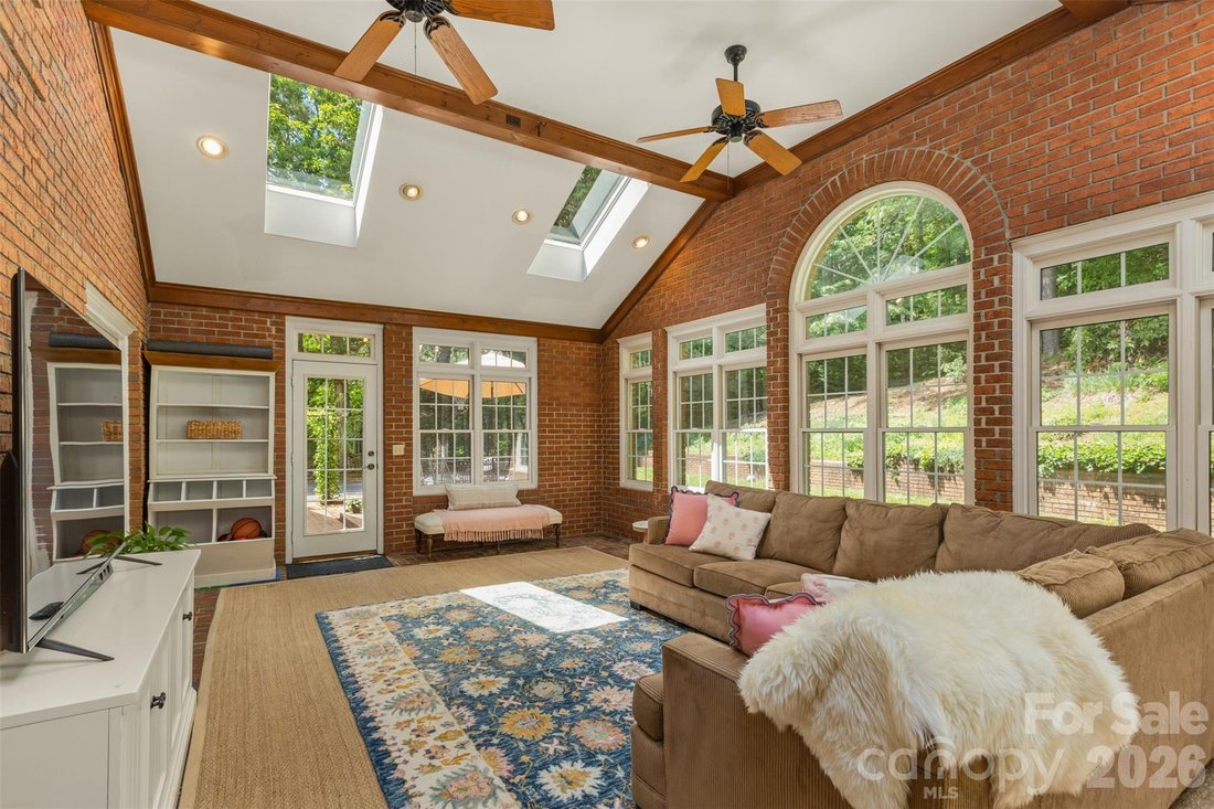 House in Asheville, North Carolina, United States 4 - 18089923