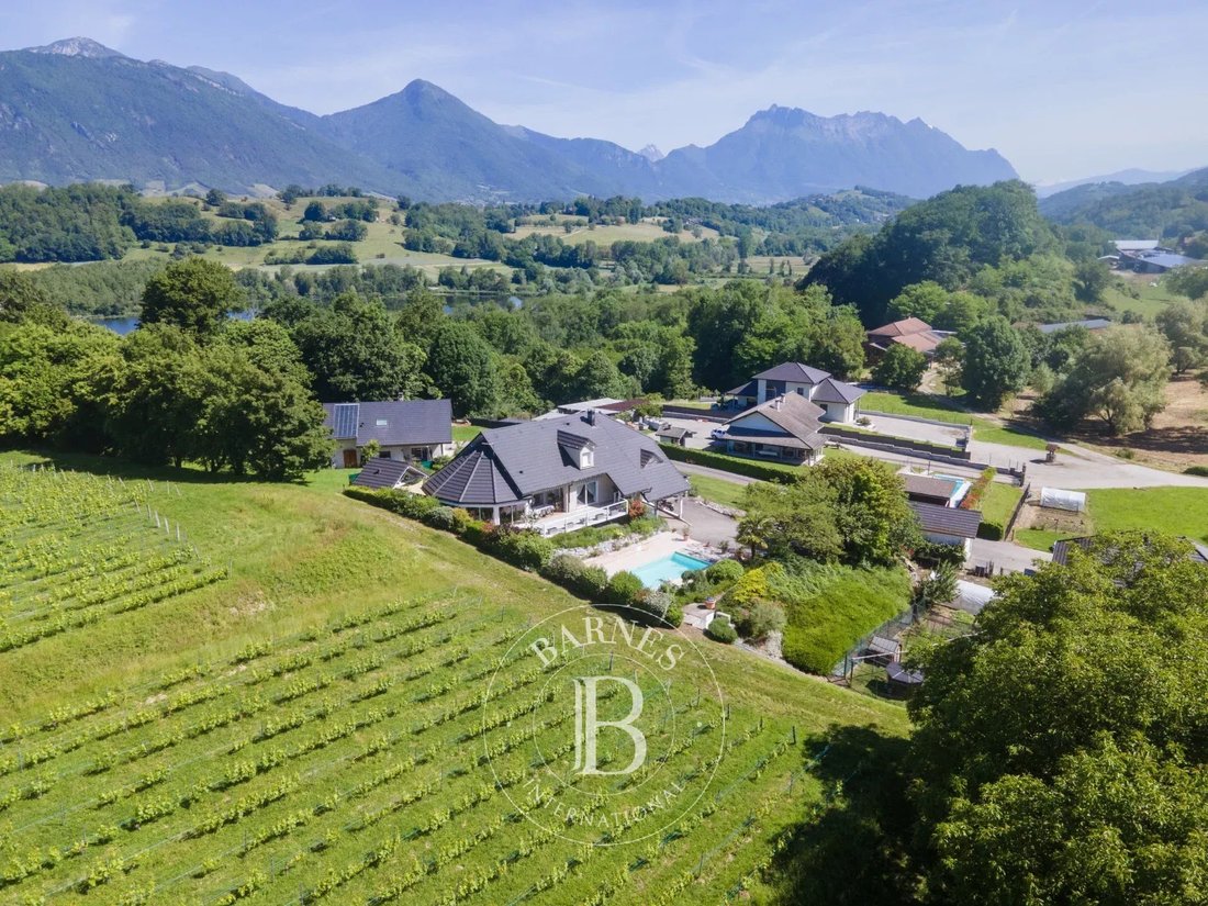 House in Les Mollettes, Auvergne-Rhône-Alpes, France 2 - 18090128