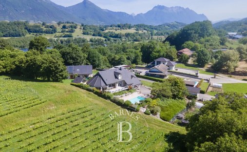 House in Saint-Jeoire-Prieure, Auvergne-Rhône-Alpes, France 1