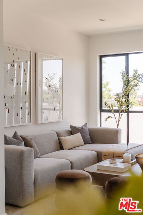 Condo in Los Angeles, California, United States 4 - 18089957