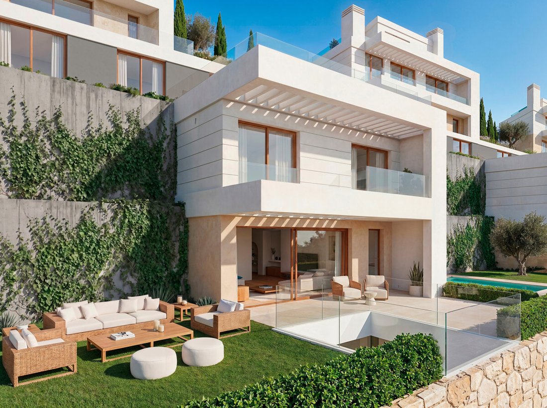 Villa in Fuengirola, Andalusia, Spain 1 - 18092674